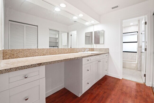 Building Photo - 4332 SW 148th Pl