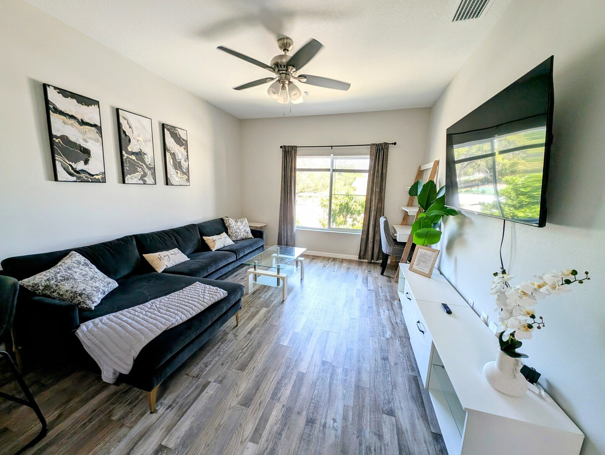 Building Photo - 14522 N Nebraska Ave