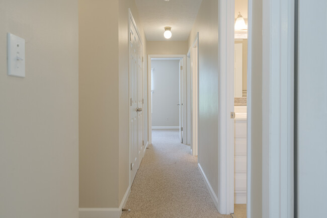 Upstairs hallway - 191 Clover Valley Cir