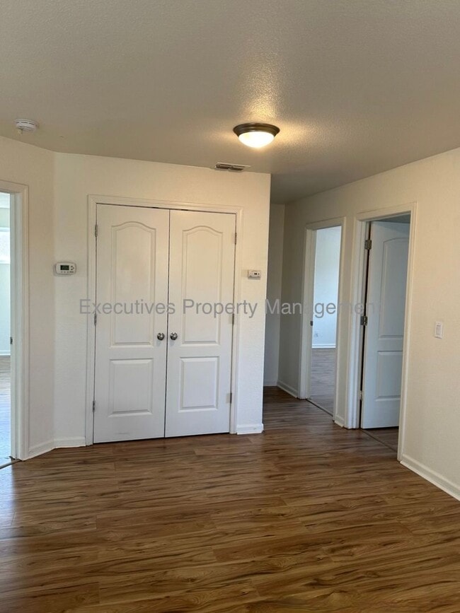 Building Photo - 182 Oleander Dr