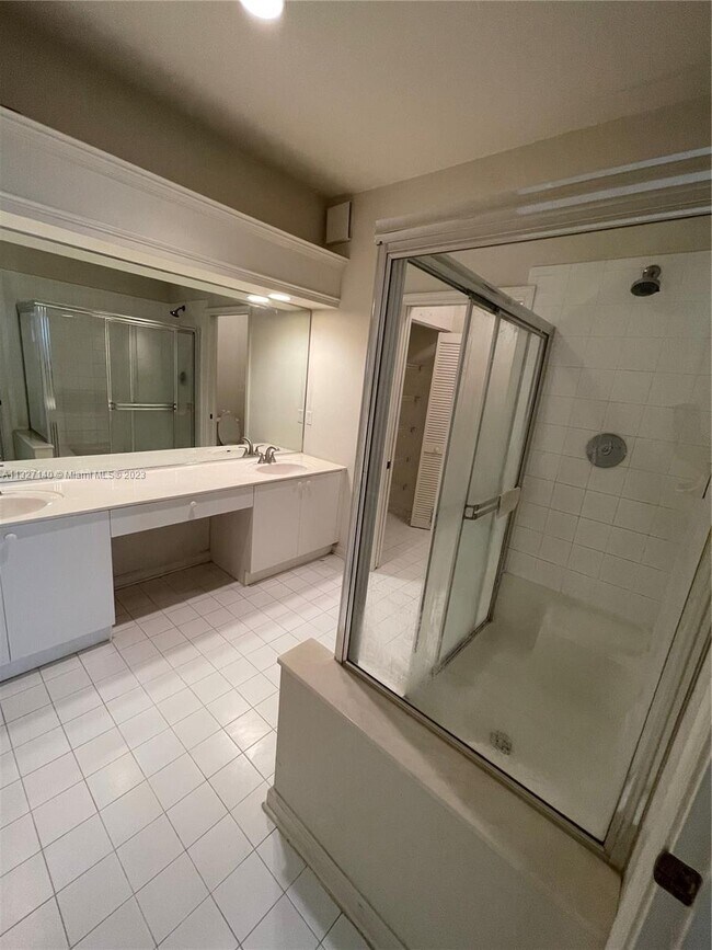 Building Photo - 5893 Plum Harbor Cir