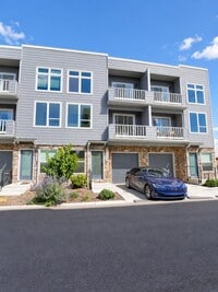 Building Photo - 3576 W 66th Ave