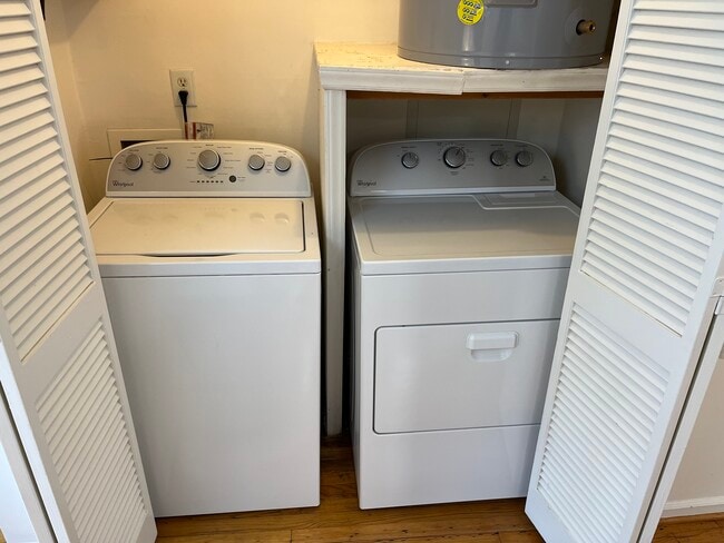 Building Photo - 6828 Ray Rd