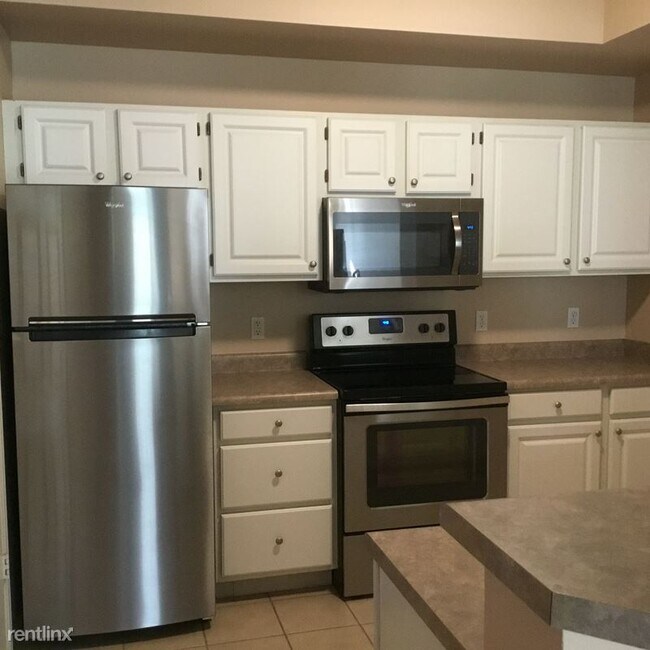 Building Photo - 2 br, 1 bath Condo - 12816 Ironstone Way