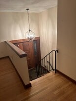 Building Photo - 4152 Marietta Dr