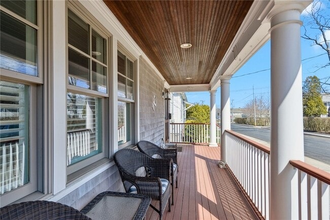 Building Photo - 67 Caswell St