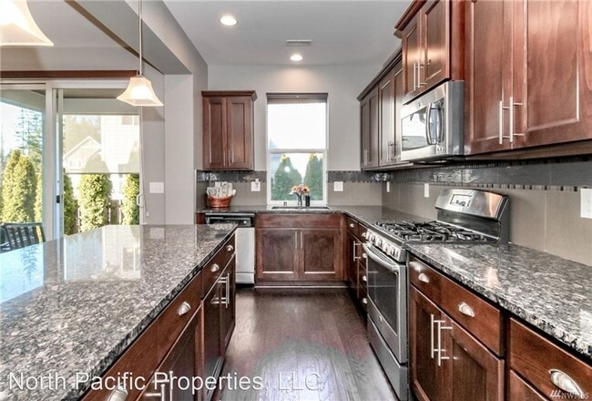 Building Photo - 4 br, 2.5 bath House - 27475 211th Ct SE