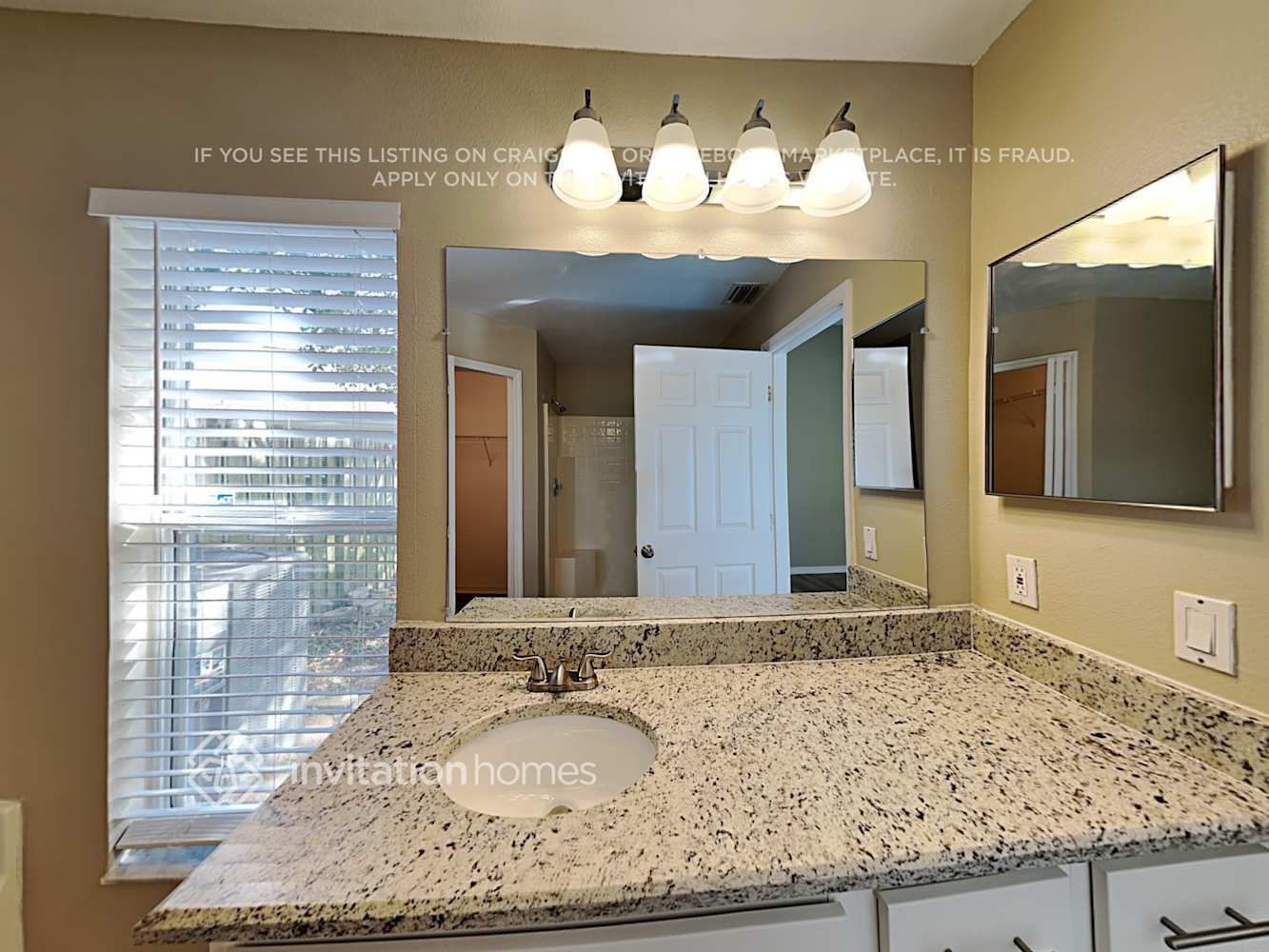 Building Photo - 2115 Bayhill Dr