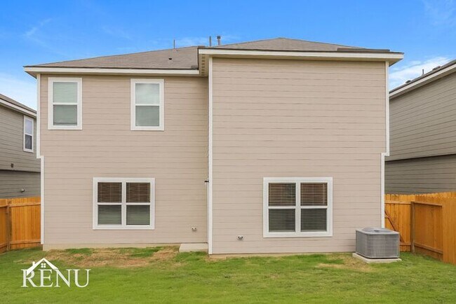 Building Photo - 3018 Jackson Smt