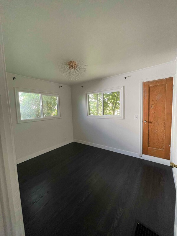 Building Photo - 278 E 1300 S