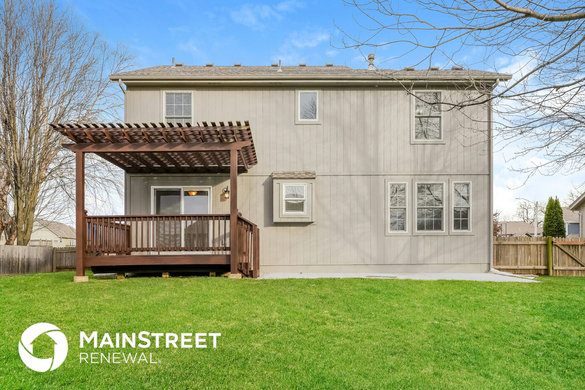 Building Photo - 4028 SW Chatham Dr