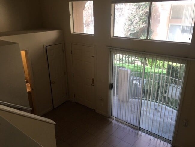 Building Photo - 3 Bedroom 2.5 Home in Whisman Station