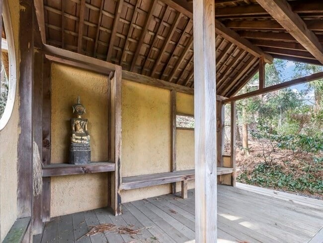 Building Photo - 38 Cumberland Ave