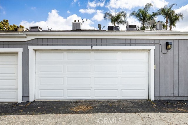 Building Photo - 15251 Leffingwell Rd