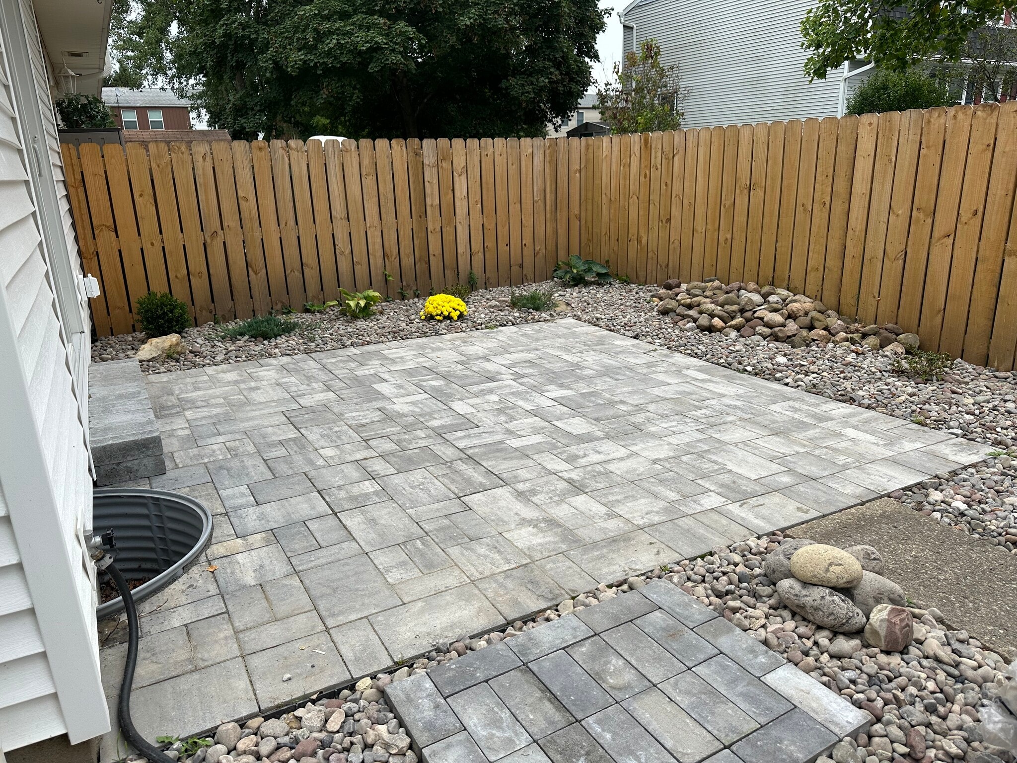 Private patio with fenced in yard - 27 Farmbrook Dr