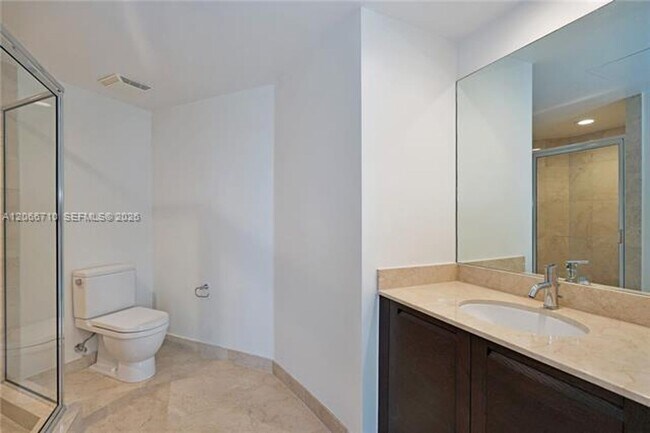 Building Photo - 250 Sunny Isles Blvd