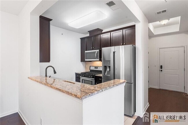 Building Photo - 745 Strassle Wy