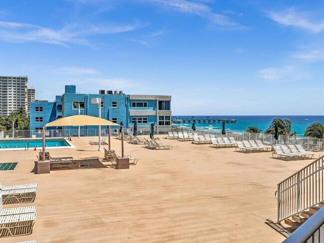 Building Photo - 111 Briny Ave