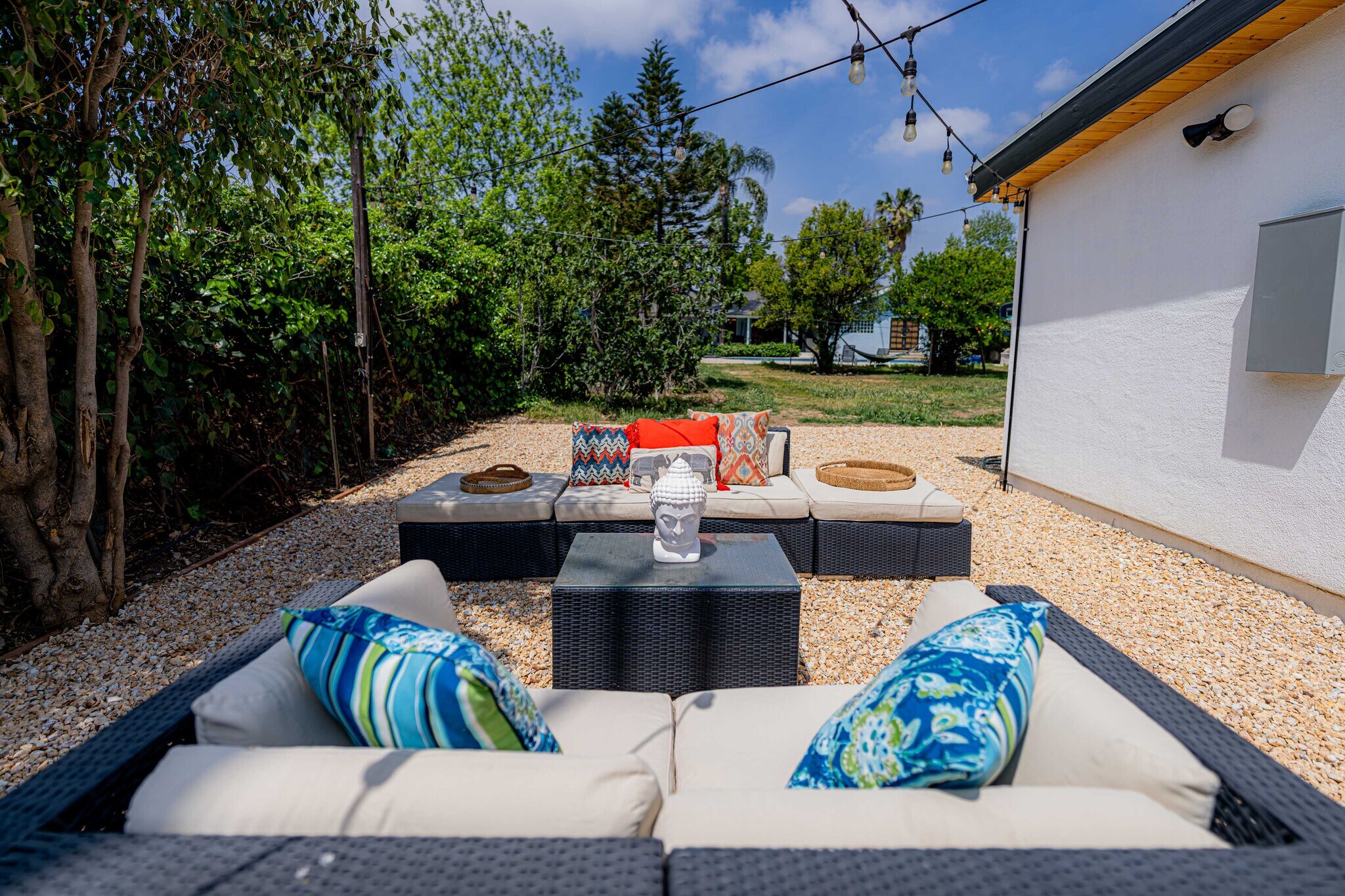 Building Photo - 9338 Langdon Ave