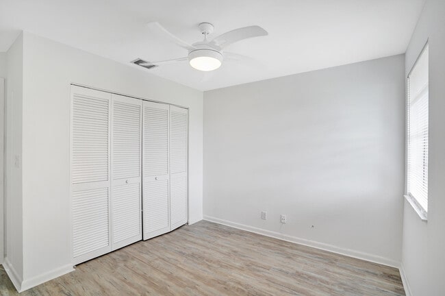 Building Photo - 7714 La Mirada Dr