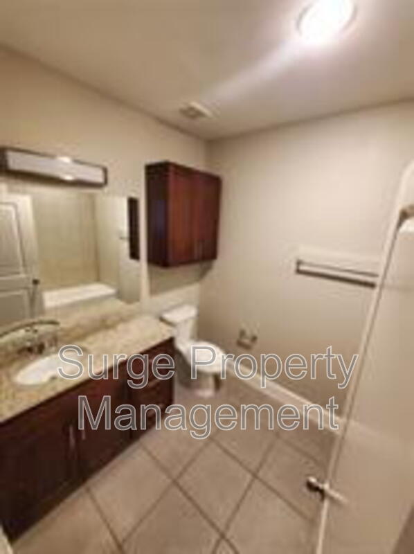 Building Photo - 13609 Pinnacle Cir W