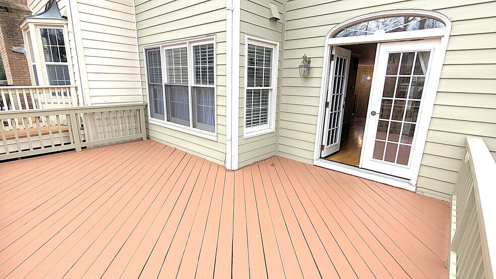 Building Photo - 1379 Heritage Oak Way