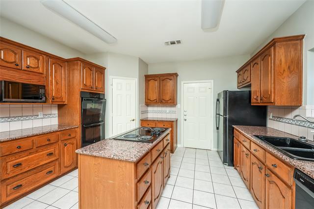 Building Photo - 1412 Daventry Dr