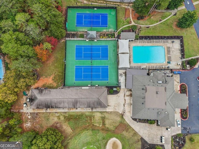 Building Photo - 7379 N Mitchell Ct