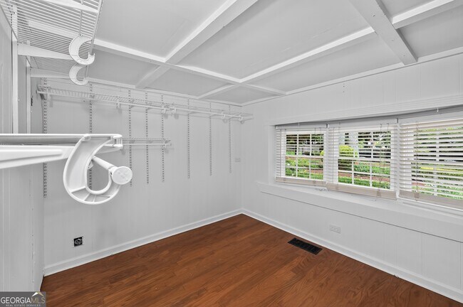 Building Photo - 1455 Courtney Ln