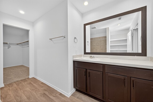 Building Photo - 14128 Upper Gardenia Ln