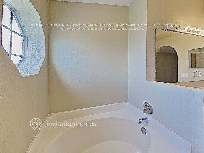 Building Photo - 13422 Copper Head Dr