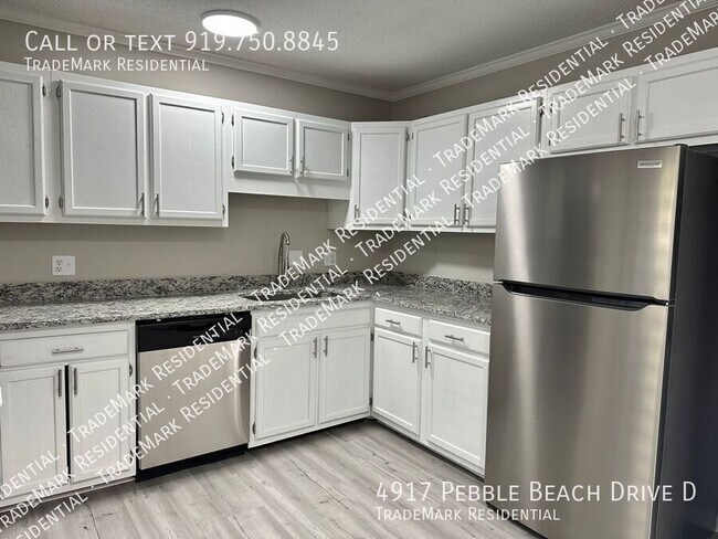 Building Photo - 4917 Pebble Beach Dr