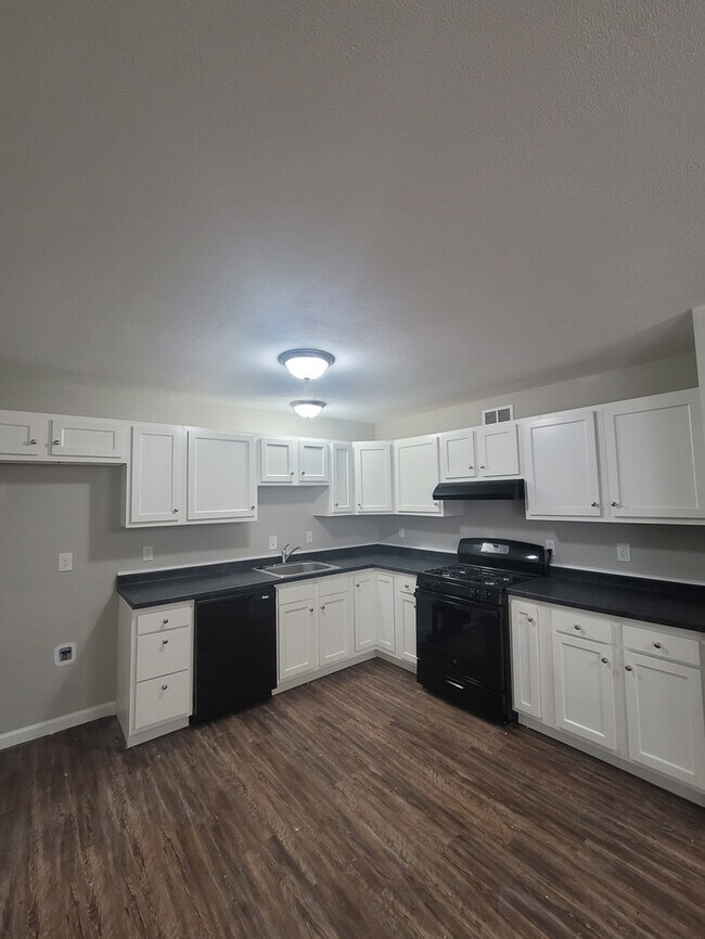 Building Photo - 29 Jamaica Dr Saint Peters, MO 63376