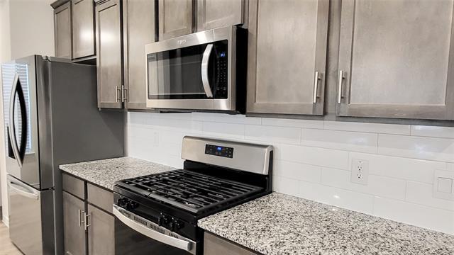 Building Photo - 1614 Silver Landing Trail