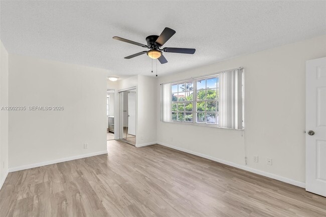 Building Photo - 11163 Chandler Dr