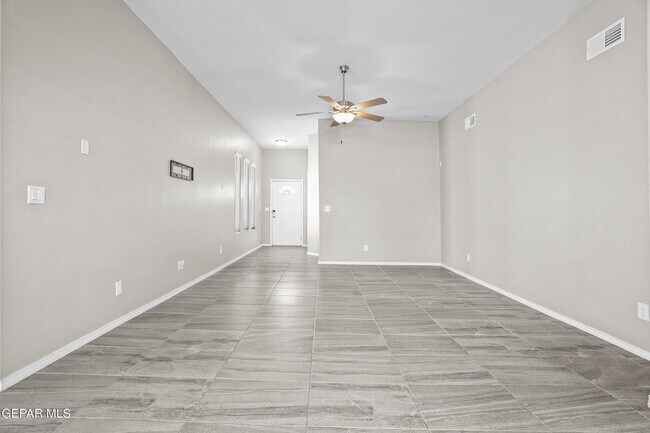 Building Photo - 772 Lemington St