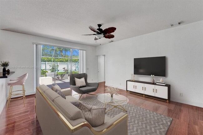 Building Photo - 10730 NW 56th Ct