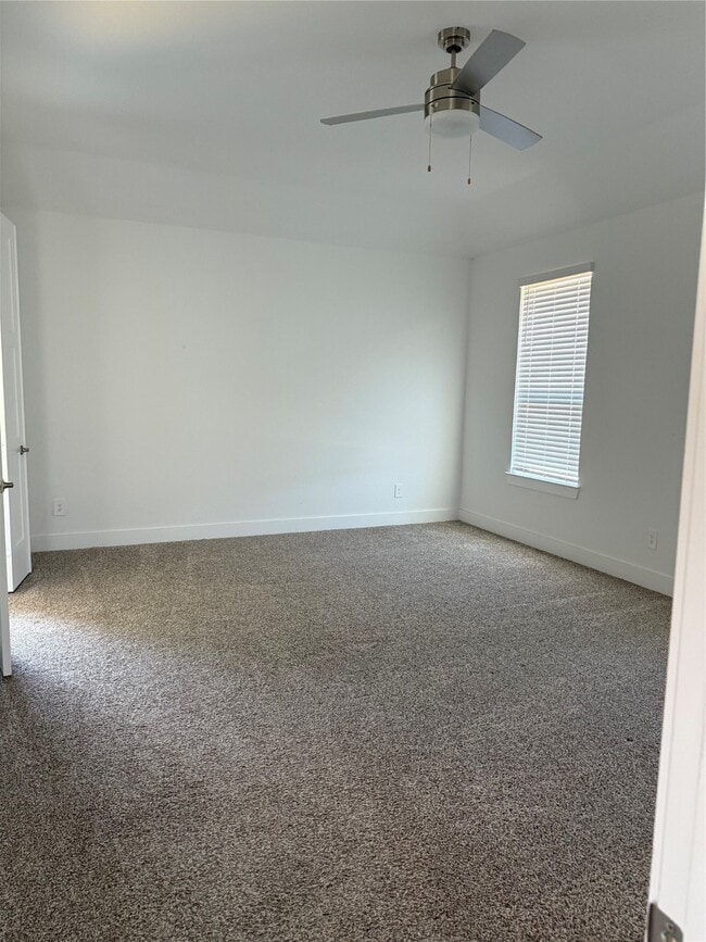 Building Photo - 15228 Tattle Crk Ln