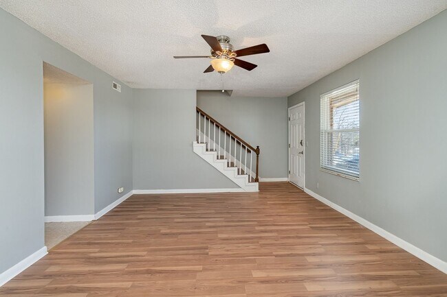 Building Photo - 5510 Country Dr