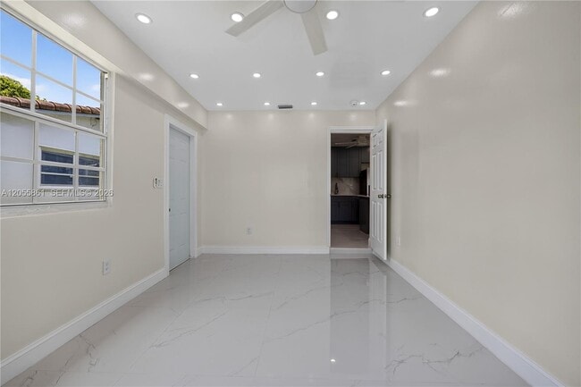 Building Photo - 4225 Monroe St