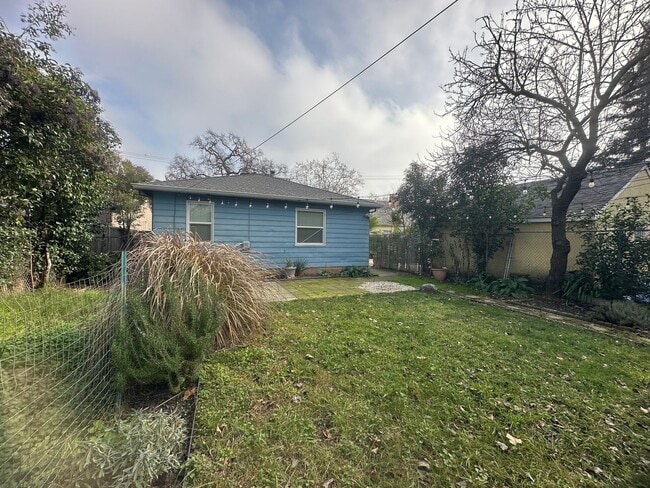 Building Photo - 8041001/45