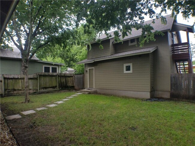 Building Photo - 5408 Evans Ave