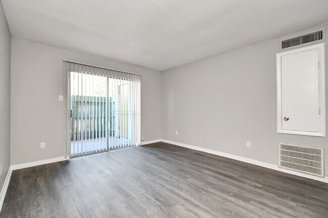Building Photo - 7700 W Airport Blvd