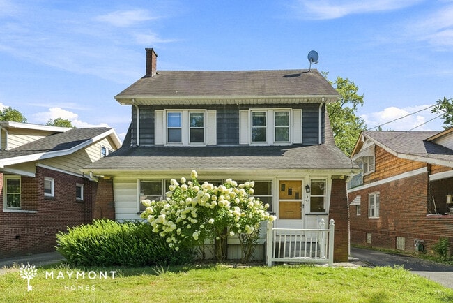 Building Photo - 51 Indianola Rd