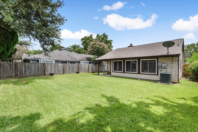 Building Photo - 20514 Blue Beech Dr