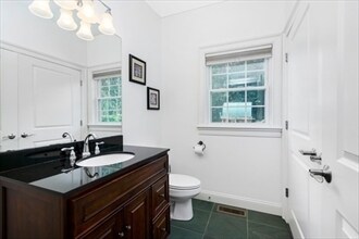 Building Photo - 14 Brattle Ln