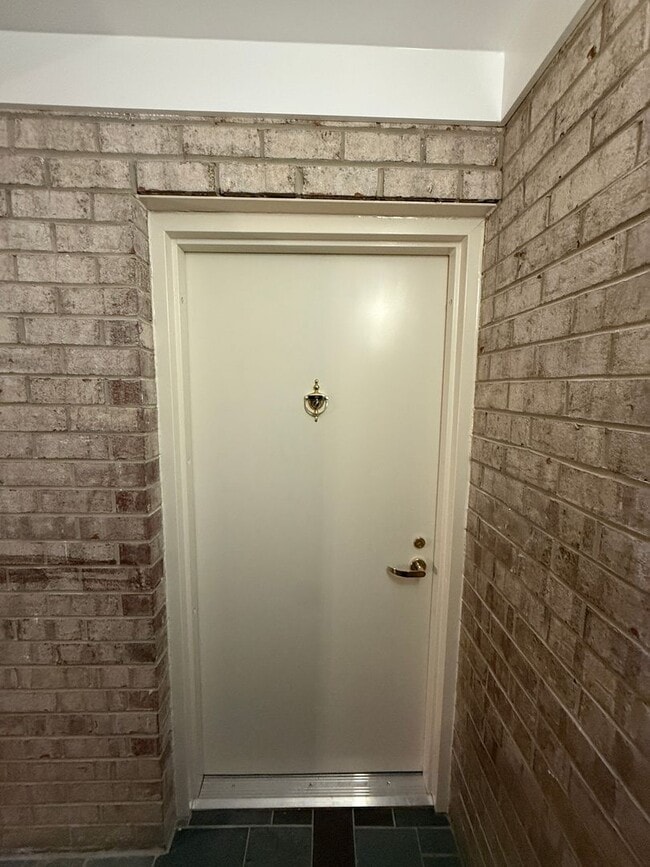 Primary Photo - 2 Bedroom 1 Bathroom