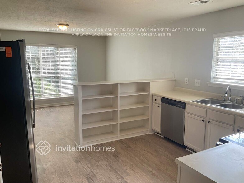 Building Photo - 4650 Adams Ln NW