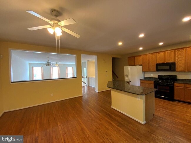 Building Photo - 5150 Ballycastle Cir
