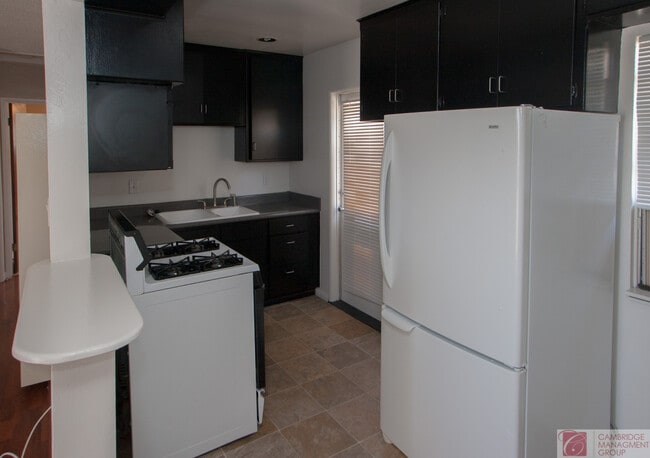 Building Photo - PRIME Location- Enjoy ALL North Park Has to Offer! Great Layout+WE ? PETS!!!!!